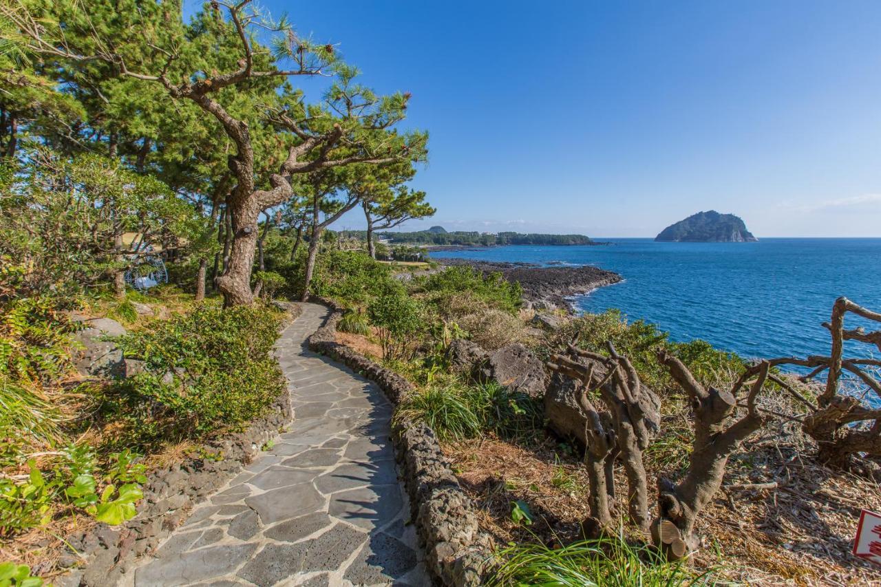Seogwipo Kal Hotel Εξωτερικό φωτογραφία Jeju Island